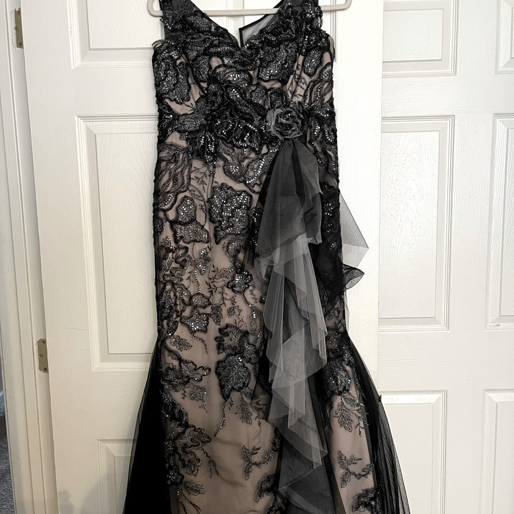 Montage by Mon Cherie Gown - Picture 3 of 13